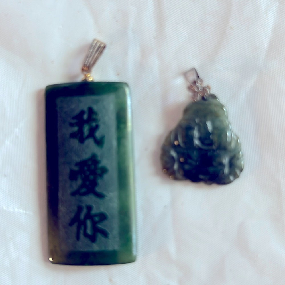 Jade Pieces Pendant & Buddha
